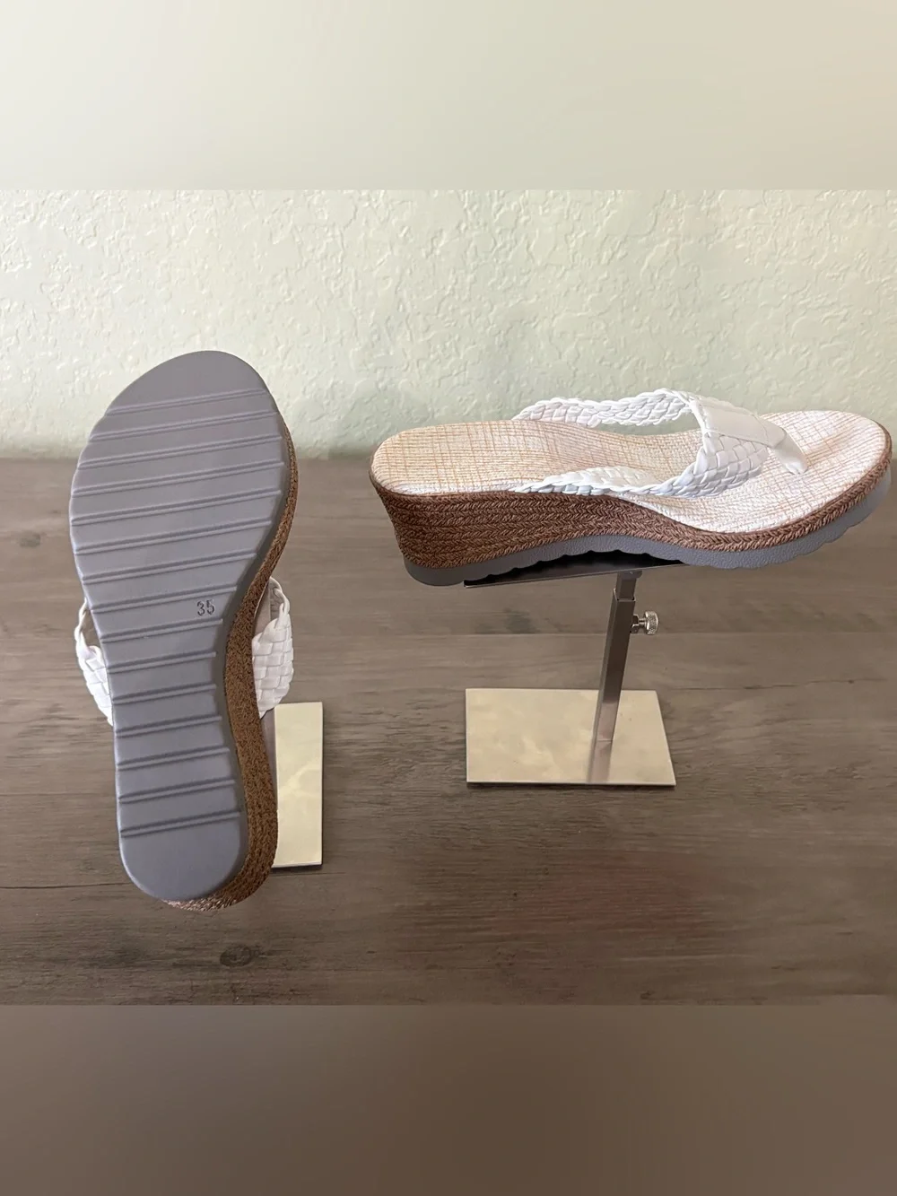 White Braided Wedge Flip Flop Sandals Espadrille Size 35 NWOT